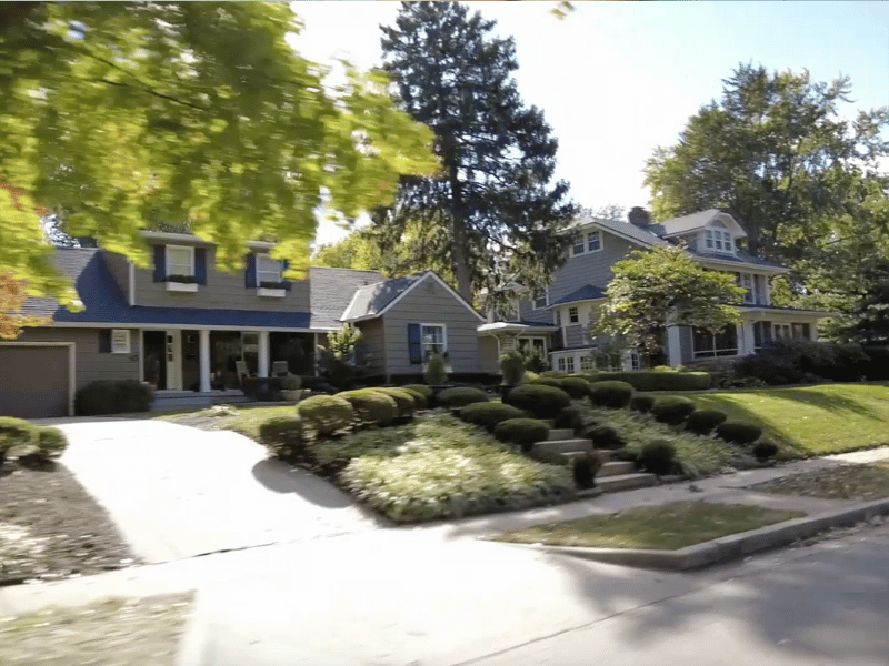 Living in Brookside Moving to Kansas City? 🏡 Top Neighborhood